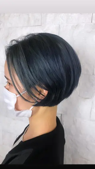 ショート 圧倒的美髪ストレート ツダケイタロウのヘアスタイル