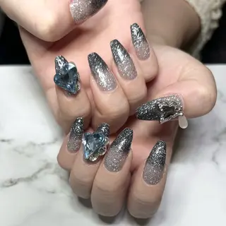 ネイル she nail studio所属・パラジェル/スカルプ salonOerbaのネイルデザイン