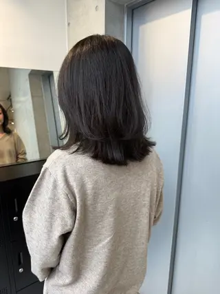 ミディアム カラー 【銀座】艶髪/上品な カラー特化/涼/駅近のヘアスタイル