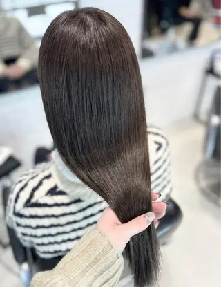 ロング カラー パーマ ヘアアレンジ 透明感/オリーブ/ グレージュ/YUKAのヘアスタイル