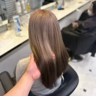 ロング カラー 透明感ベージュカラー 🪞上野🪞AIのヘアスタイル