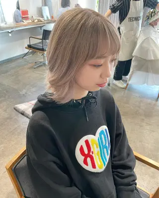 ミディアム カラー ✨艶ブリーチカラー ✨四ノ宮裕己のヘアスタイル