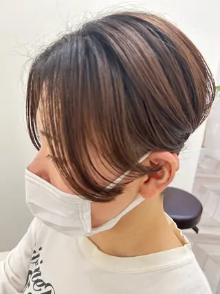 ショート 深谷 真見のヘアスタイル