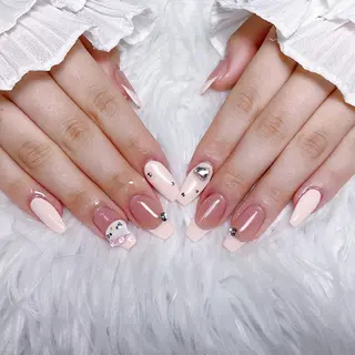 ネイル 🌈Yun nail hyejin💋のネイルデザイン