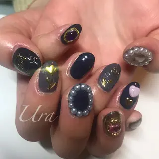 ネイル UrakoNail 《nail》のネイルデザイン