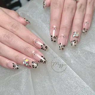 ネイル Maggie Nail🦩のネイルデザイン
