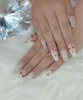 ネイル LoaChaton kaeのネイルデザイン