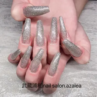 ネイル R inのネイルデザイン