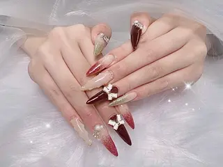 ネイル Lili Nail Studio 西荻窪駅前店所属・清家 李里のネイルデザイン