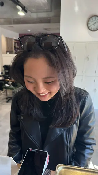 ミディアム 平尾/艶カラー/ アッシュ系/中川誠大のヘアスタイル