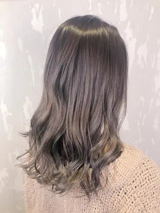 ミディアム bleach所属・池田 寿子のヘアスタイル