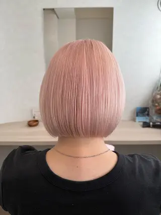 カラー 炭屋 波音のヘアスタイル