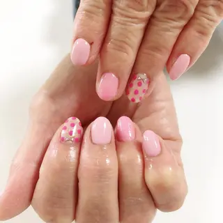 ネイル Lily Roseスタッフ一同のマツエク・マツパデザイン