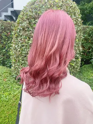 セミロング カラー ヘアアレンジ 💕ブリーチ/ヘアメ 🎀YUUKAのヘアスタイル