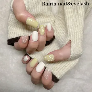 ネイル Rairia   nail所属・屋敷 理奈のネイルデザイン