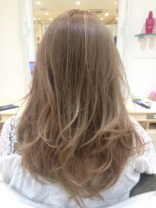 カラー SONOKA 🦋のヘアスタイル