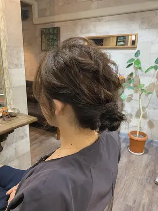 ヘアアレンジ KISS SWAN所属・B E C H I C O〔べち子〕のヘアスタイル