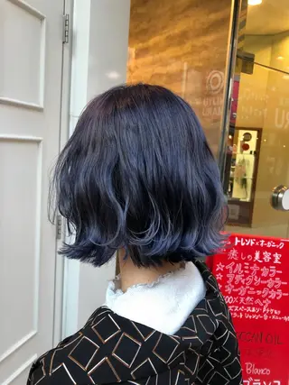 ショート カラー uru"所属・uru" すずきさゆりのヘアスタイル