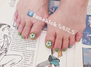 ネイル 4tunekick NAILS(フォーチュンキックネイルズ)所属・光森 淳子のネイルデザイン
