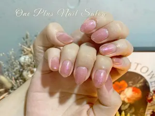 ショート カラー ネイル One Plus Nail Salonのネイルデザイン