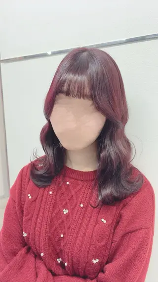 セミロング カラー Maho ブリーチモデル募集中のヘアスタイル