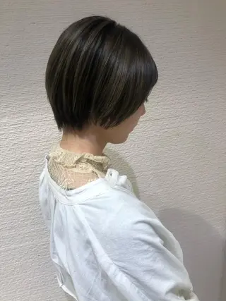 ショート ショート/ボブ/ 白髪ぼかし/しんやのヘアスタイル