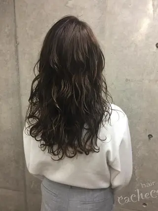 セミロング カラー ヘアアレンジ cachecache所属・及川 光のヘアスタイル