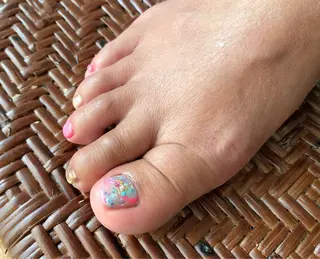 ネイル t. yoshizawaのネイルデザイン