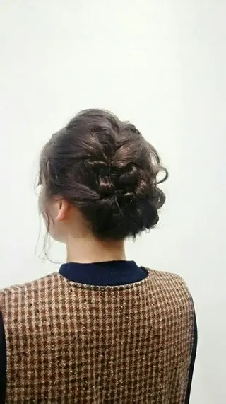 セミロング ロング ヘアアレンジ おう かいりのヘアスタイル