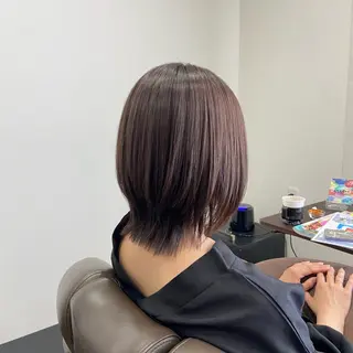 ミディアム 岩﨑 智穂のヘアスタイル