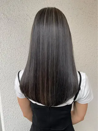 ロング カラー ✨コテ巻き風パーマ ✨川合佑哉のヘアスタイル