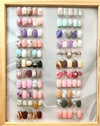ネイル マツエク・マツパ アイブロウ Nail&eye Belire 新宿のネイルデザイン