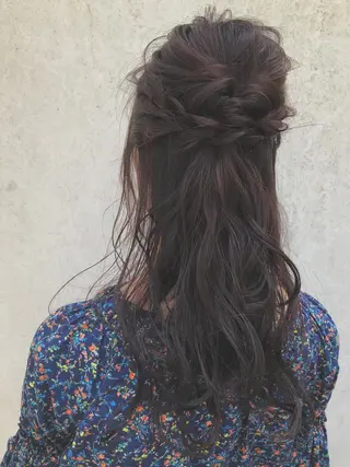 ロング カラー ヘアアレンジ cyan SANAMIのヘアスタイル