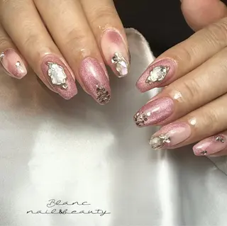 ネイル Blanc ブランのネイルデザイン