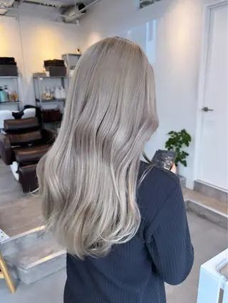 カラー 白石 歩真のヘアスタイル