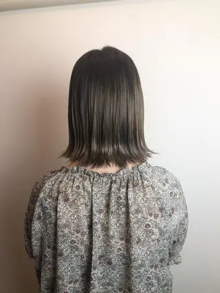 セミロング カラー 是枝 さくらのヘアスタイル