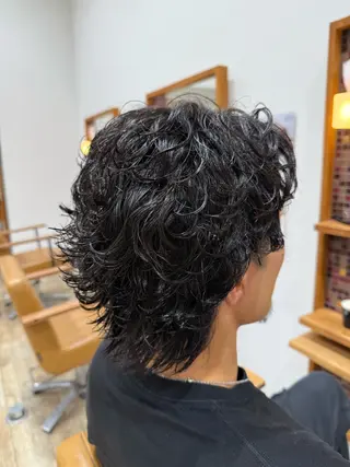 ミディアム パーマ メンズ peakshair所属・髪質改善/メンズパ ーマ𝒀𝑼𝑻𝑶のヘアスタイル