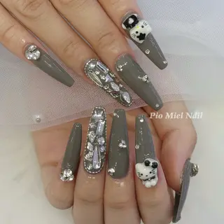 ネイル Pio Mielのネイルデザイン