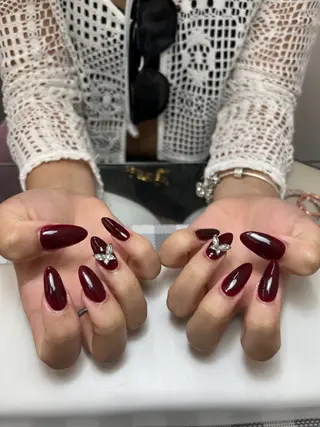 ネイル Tagi 銀座所属・Tagi Nail 銀座店のネイルデザイン