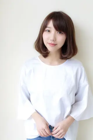 ミディアム CHAINON 近鉄奈良店のヘアスタイル