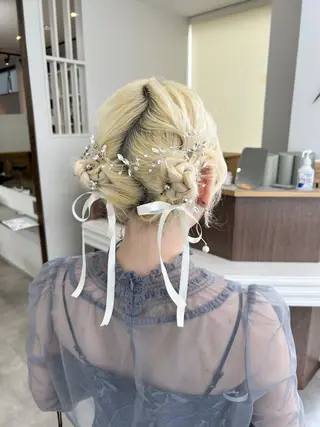 ヘアアレンジ monaヘアアレンジ 🎀/お呼ばれのヘアスタイル