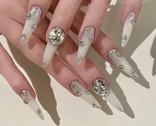 ネイル LULU Nail  Salon 新宿所属・LU LU NailSalonのネイルデザイン