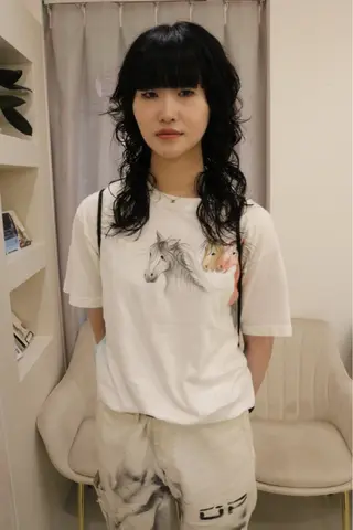 ミディアム パーマ 松村 澪里のヘアスタイル