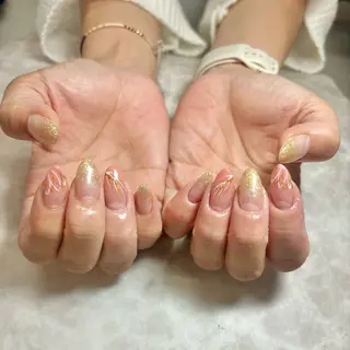 ネイル ❁⃘*.ﾟS. SHIORIのネイルデザイン