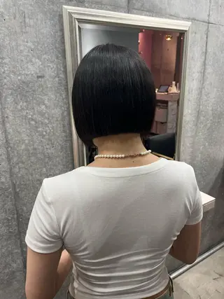 ショート 艶感透明感カラー🤍 hinaのヘアスタイル