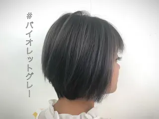 ショート 白髪ぼかしハイライト めさきすずなのヘアスタイル