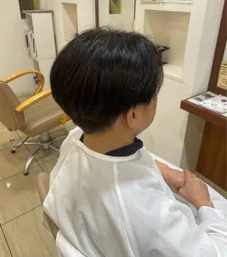 ショート アライ ユウリのヘアスタイル