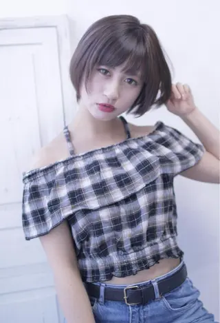 ショート カラー パーマ ヘアアレンジ 推し活専用 【派手髪】飯野ゆかりのヘアスタイル