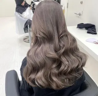 ロング 韓国ヘア/ブリーチ無 しWカラー/オリーブのヘアスタイル