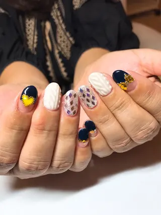 ネイル 木槿所属・吉冨 光恵のネイルデザイン